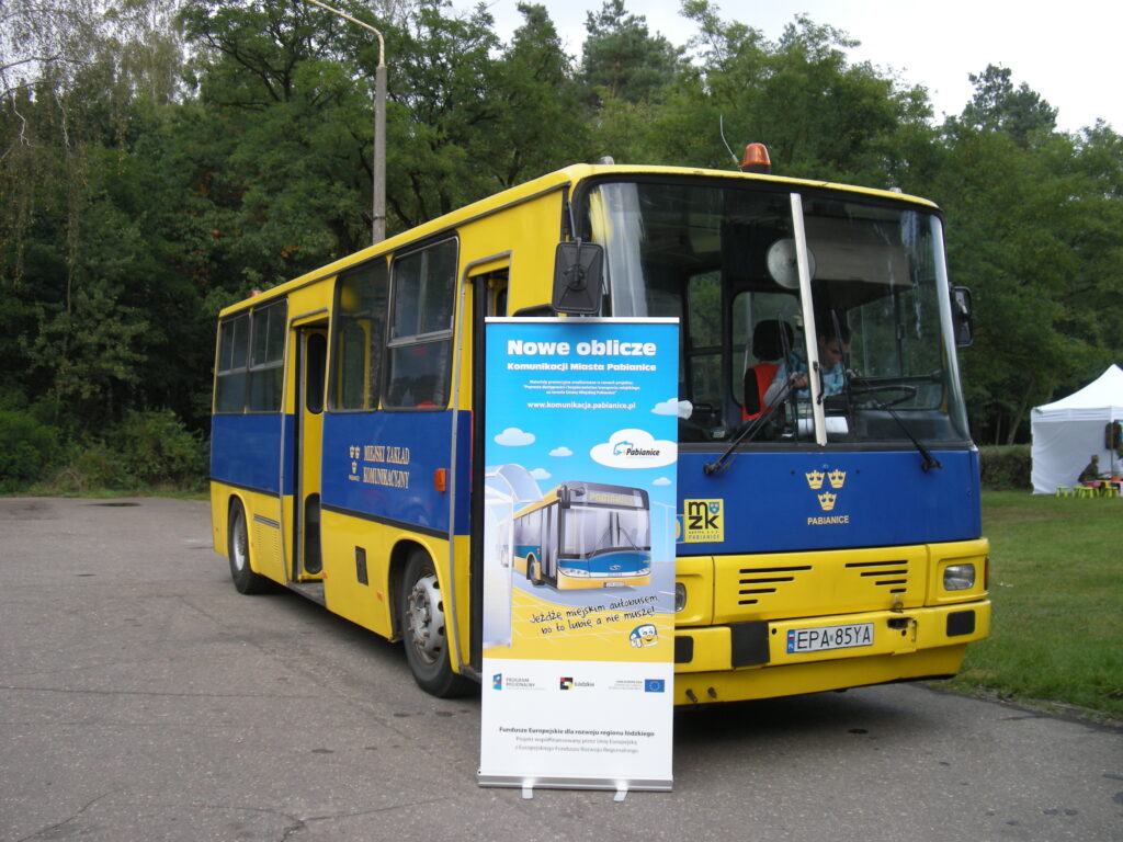 Piknik w Parku Wolności - techniczny Ikarus 260