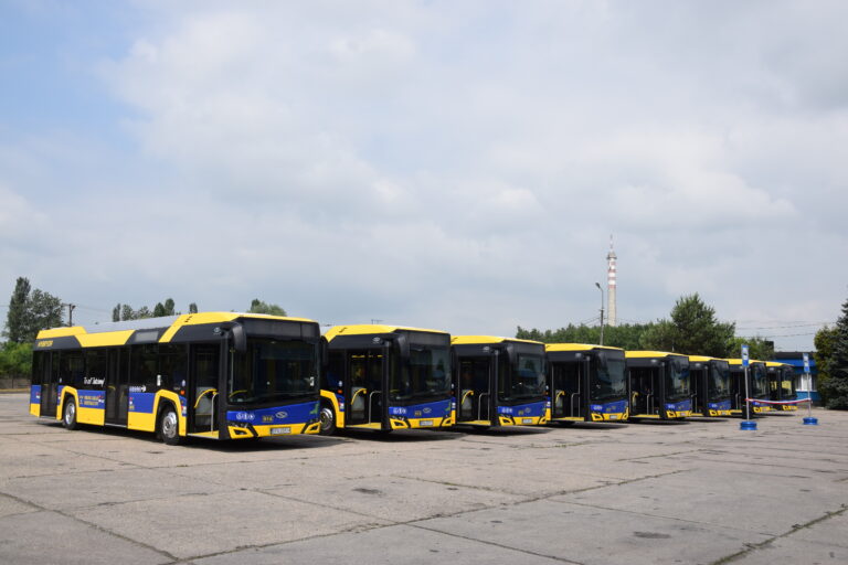 Autobusy 907-914