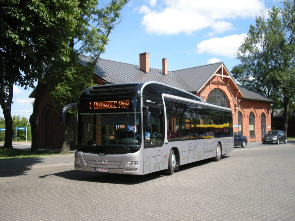 Testowy MAN Lion's City Hybrid na pętli Dworzec PKP, 2016 r.