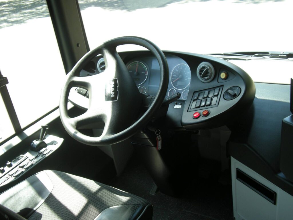 Stanowisko pracy kierowcy  autobusu MAN Lion's City Hybrid