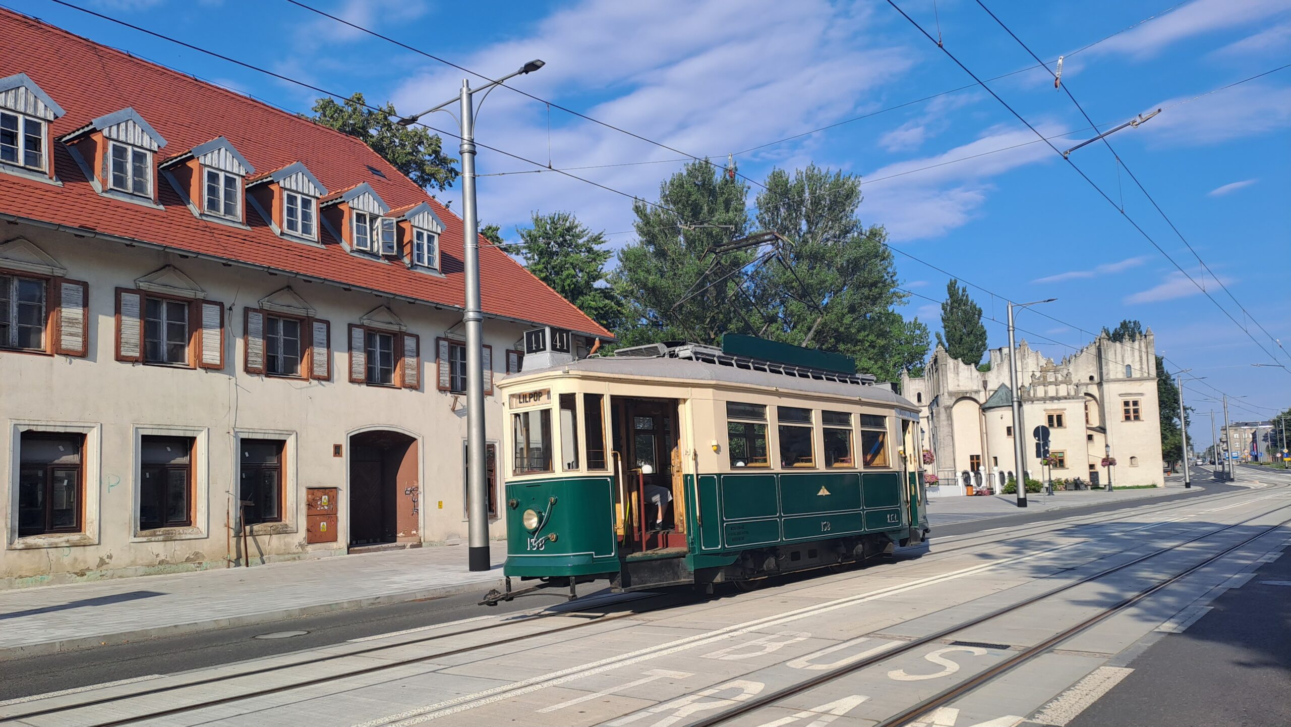 Zabytkowy tramwaj Lilpop III na ul. Zamkowej