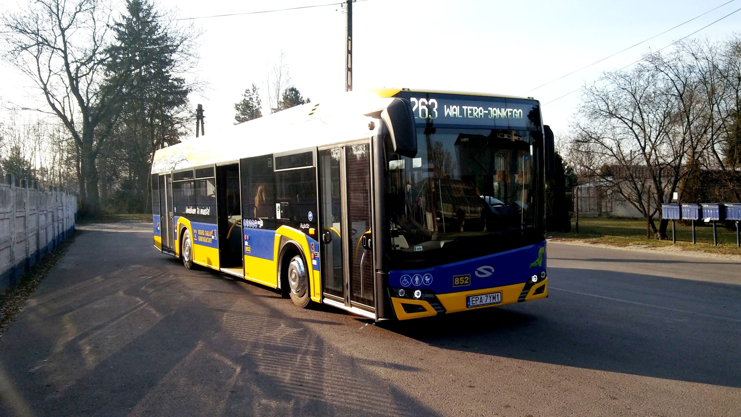 linia 263 na ul. Kościuszki w Ksawerowie